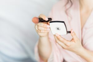 花粉による肌荒れに無添加化粧品は効果的？比較してみました！
